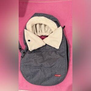 Skip Hop Kids' shower cap car seat cover